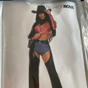 Fashion Nova cowgirl cutie 2 piece set